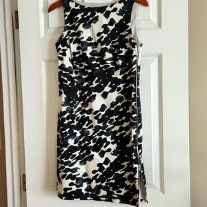 Ann Taylor attractive A-line dress with Pizzazz!  Comfortable yet classy.